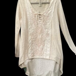 Vintage Free People Cream Lace-Up Tunic- in excellent condition